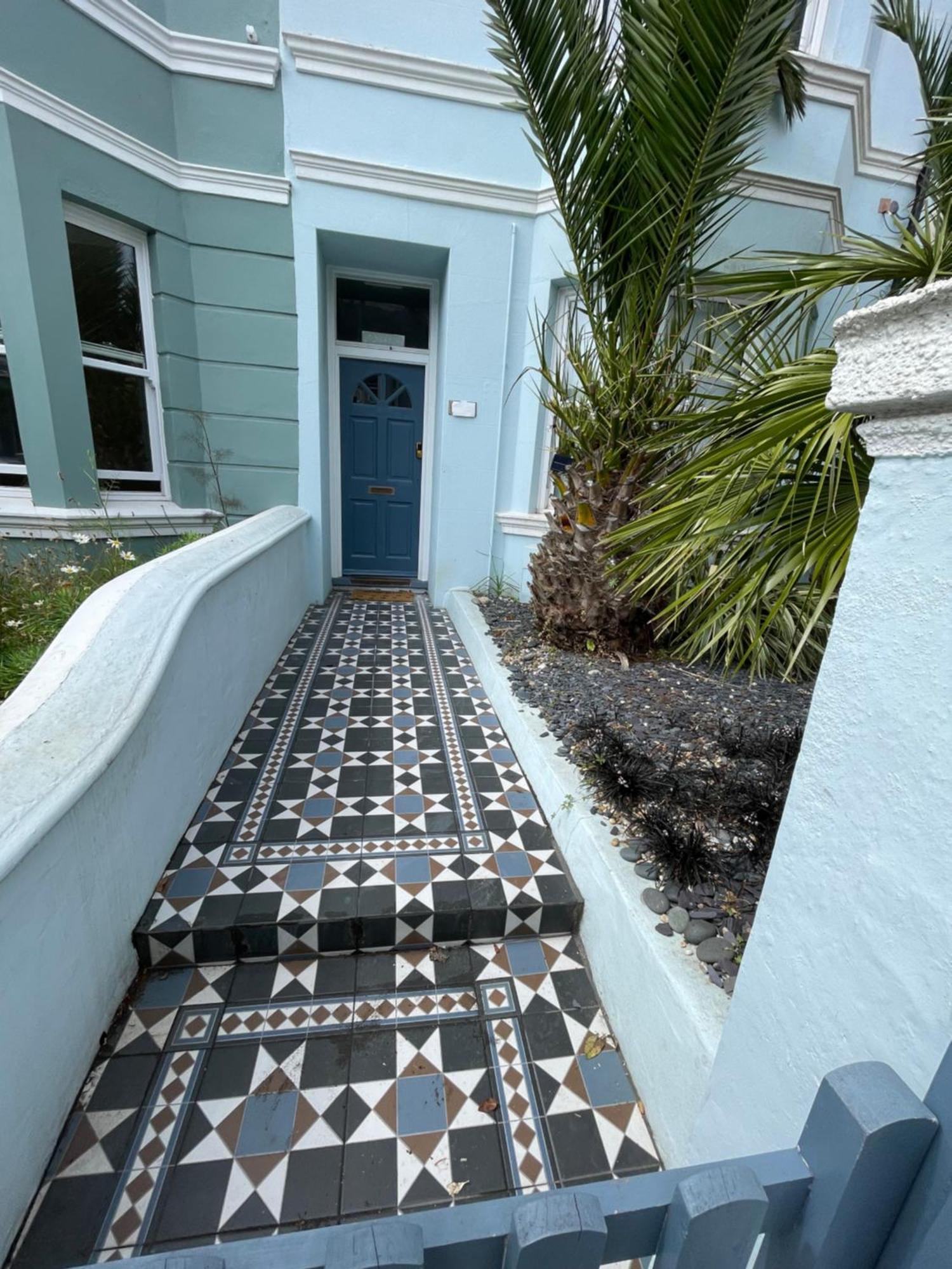 The Palms Brighton Villa Exterior photo